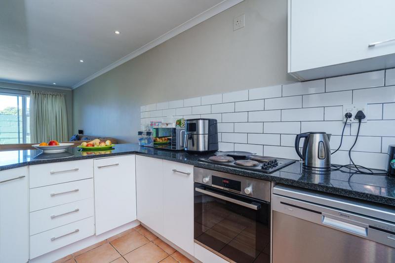 2 Bedroom Property for Sale in Diep River Western Cape